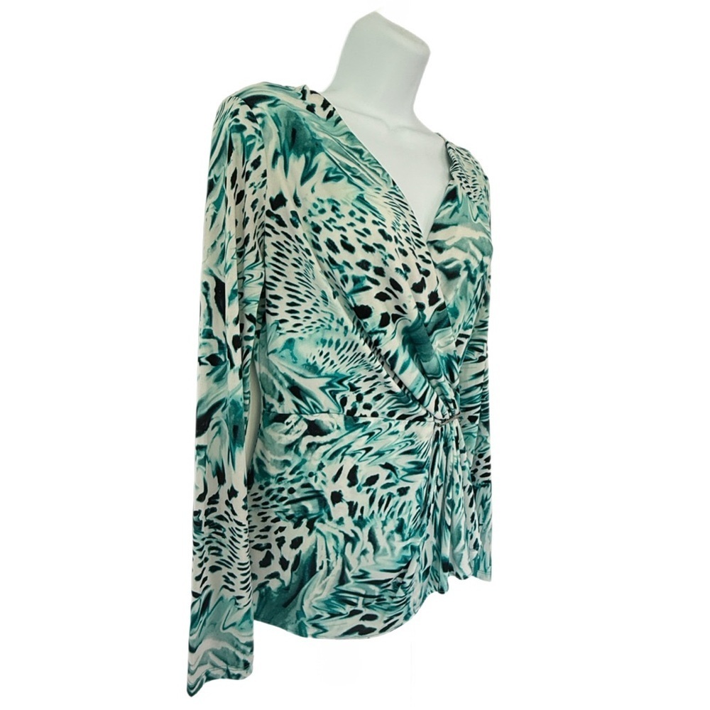 Jennifer Lopez Women's Size - Small Green Animal Print V-Neck Long Sleeve Top - Picture 6 of 8